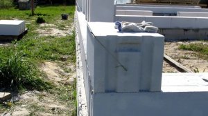 Кладка газобетонных блоков на клей.Первый опыт