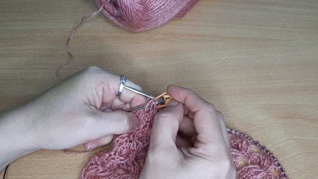 Как связать шарфик / Мастер-класс шарф паутинка / Ажурный шарфик спицами