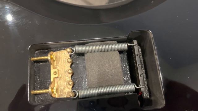 Vega-Trem - A Stunning Tremolo Bridge For Fender Stratocaster Style Guitars