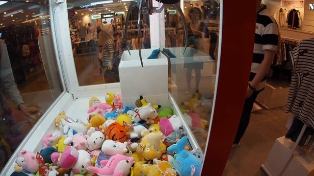 ШОПИНГ В СЕУЛЕ, КОРЕЯ. ЦЕНЫ НА ОДЕЖДУ В ТОРГОВОМ ЦЕНТРЕ LOTTE MALL СЕУЛ, ЮЖНАЯ КОРЕЯ смотреть онлайн