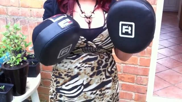 RDX Air Zone Focus Mitts review смотреть онлайн
