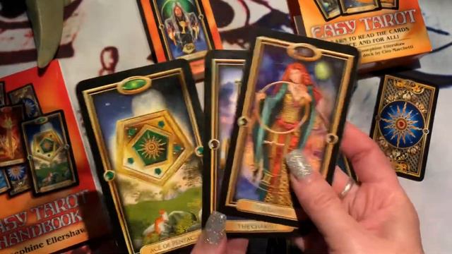 Easy Tarot: Learn to Read the Cards Once and For All! - Review Showing смотреть онлайн