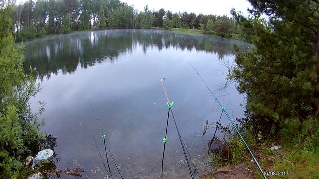 Ловля крупного карася на донку. Убийца карася в деле! смотреть онлайн