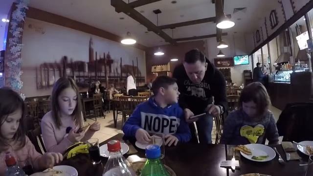 "ПЛАСТИЛИН" ДЕТСКИЕ ВЫХОДНЫЕ В ЛУГАНСКЕ 2018! (помните о родных) смотреть онлайн