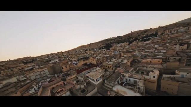 LA BELLE VILLE DE FÈS VUE PAR DRONE (haute définition) смотреть онлайн