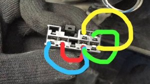 Заводим Toyota Corolla без ключа