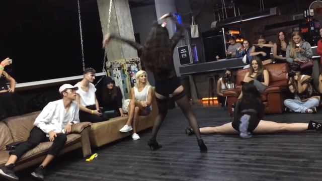 Vogue Femme | Whoopee Weekend | Annet смотреть онлайн
