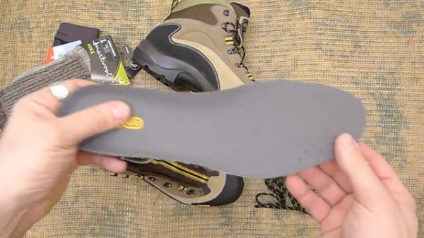 Видео обзор треккинговых ботинок FSN 95 GTX от "Asolo".