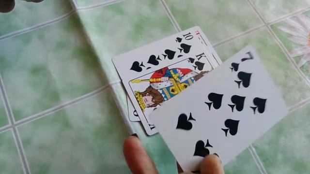 Подарок, сюрприз и два Короля: короткое гадание смотреть онлайн