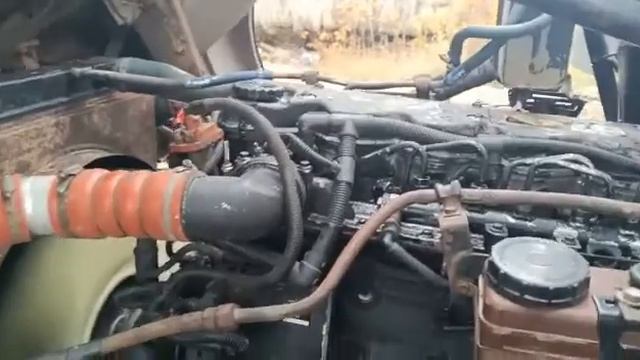 Долгожданный запуск двигателя Cummins 6ISBE, после капремонта. смотреть онлайн