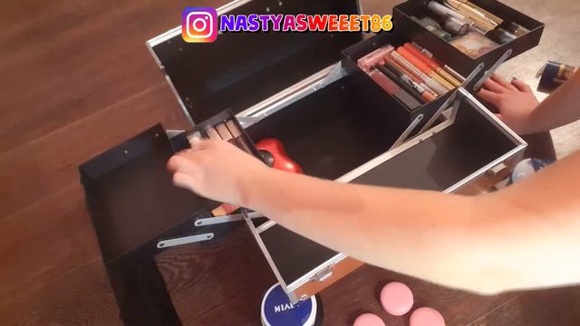 Собрала чемоданчик косметики и что с ним произошло смотреть онлайн