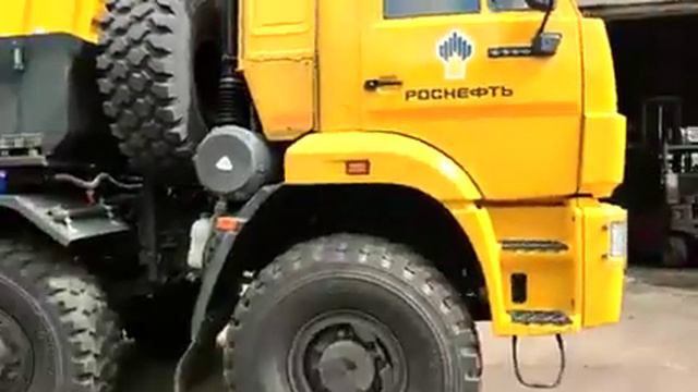 KAMAZ 6560-740