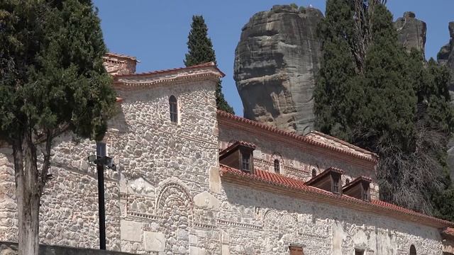 САМЫЕ НЕОБЫЧНЫЕ МЕСТА, ГДЕ ЖИВУТ ЛЮДИ. Топ 7 странных и шокирующих мест для жилья. смотреть онлайн