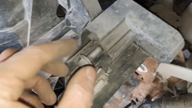 Форд ЭкоСпорт 2018. Ford EcoSport 2018. Снимаю бампер. Смотрим состояние и повреждения