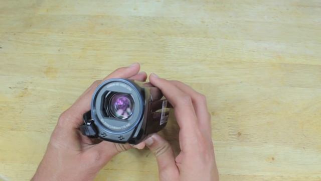 نظرة مبسطة على كاميرة اليوميّات Canon HF R606 смотреть онлайн