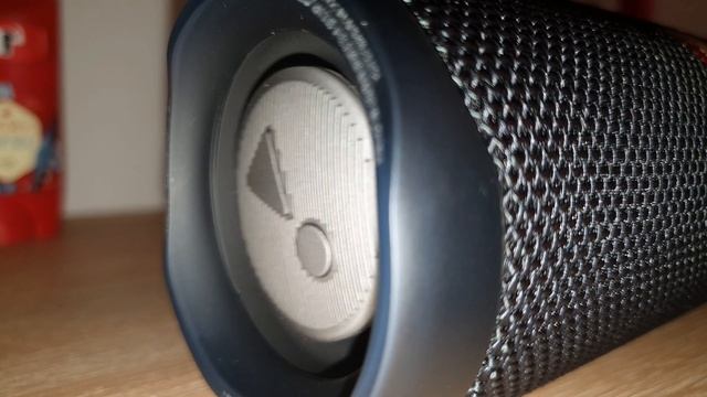 JBL Flip 5 CS Bass Test 4K смотреть онлайн