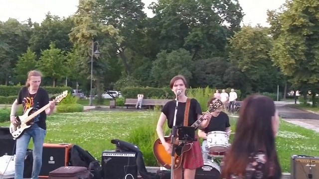 Другие люди, Алена на ВДНХ смотреть онлайн