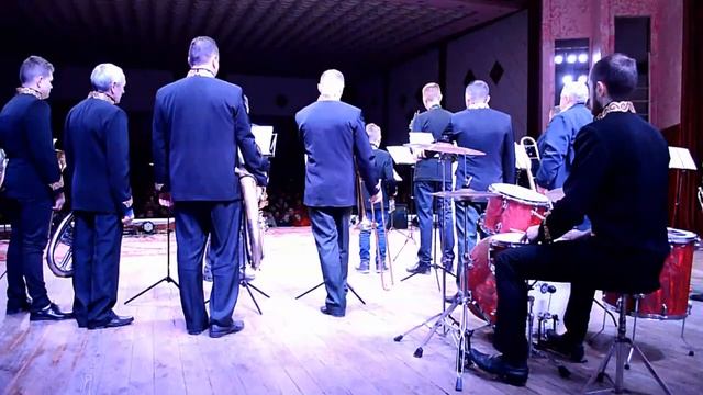 Симфонический и духовой оркестры (к 8-му марта)