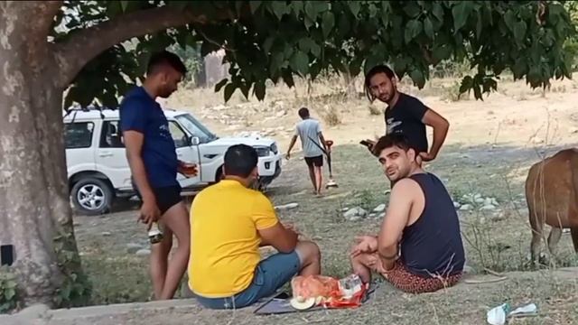 Ganga Kinare Jungle Me Pi Rahe Hukka Sharab #gangakinaresharab #ganga_kinare_hukka_sharab #tsa смотреть онлайн