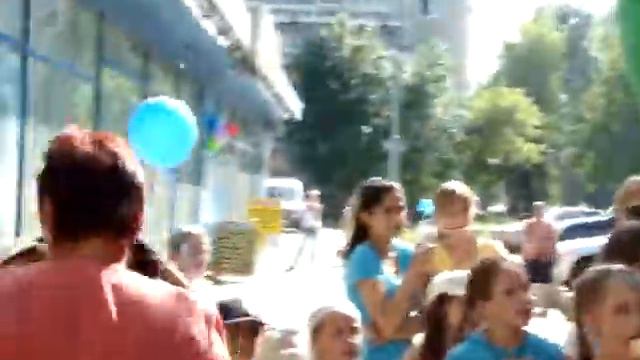 Детский праздник в магазине "Мир детства" видео 1 смотреть онлайн
