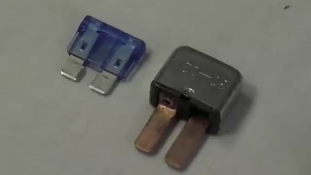 RV Walk-Thru: Electrical - Learn about the electrical system on your RV смотреть онлайн