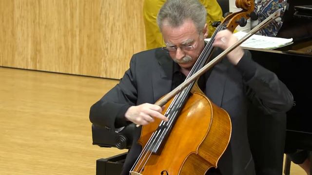Poulenc Sérénade, arr. Gendron смотреть онлайн