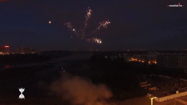 EC037 Праздничный 9 залпов смотреть онлайн