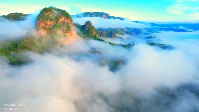 Облака, горы, полет в горах над облаками,шикарный пейзаж,музыка для отдыха и расслабления,антистресс смотреть онлайн