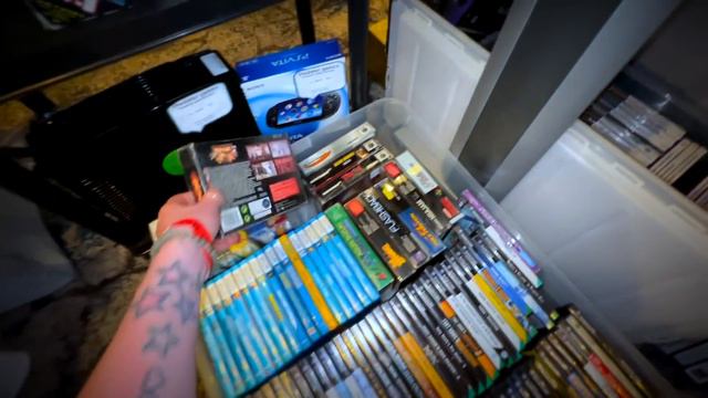 *MASSIVE* Retro Game Market Leeds (PART 1) SNES, Amiga CD32, Sega and more! смотреть онлайн