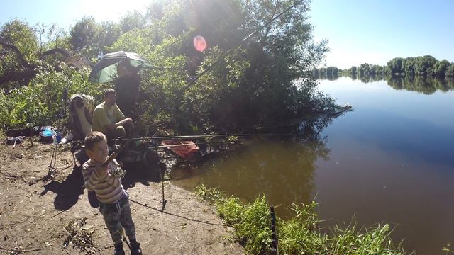 Первая в жизни рыбалка смотреть онлайн