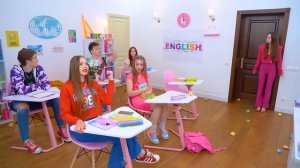 Мы Приютили Няню! Моя Няня - M3GAN