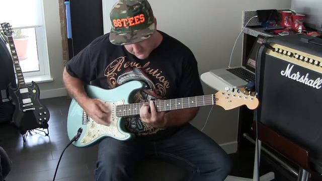Fender Stratocaster Roadhouse Revolution Rock смотреть онлайн