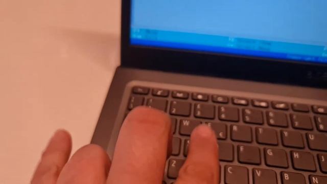 how to install windows 10 or Windows 11 on a Acer Extensa EX215 freedos notebook / laptop. смотреть онлайн