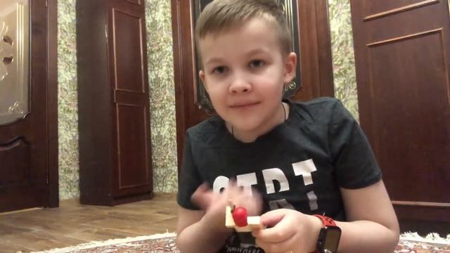 Распаковка игрушки Куб Roblox Series 6 смотреть онлайн
