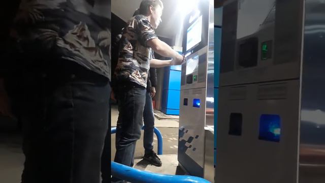 Как заправить автомобиль, заправка автомобиля от профессионала, советы как пользоваться терминалом смотреть онлайн