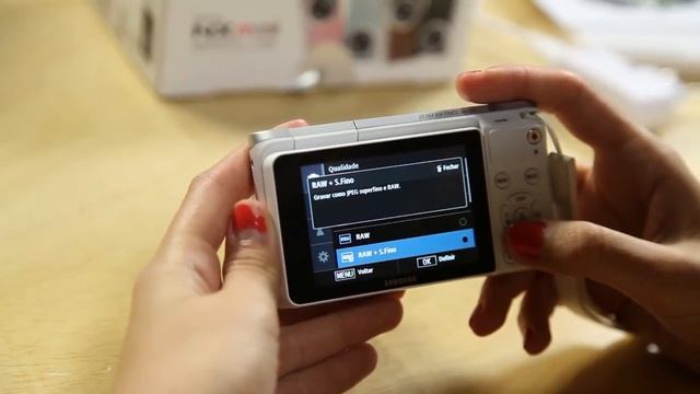 Samsung Smart Câmera NX Mini - Review de Bolso смотреть онлайн