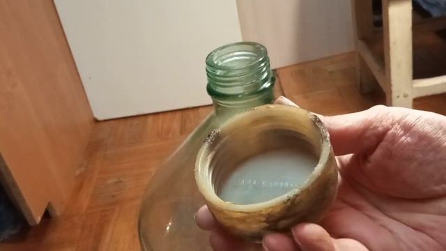 Лайф хак . Чем легко помыть бутыль . смотреть онлайн