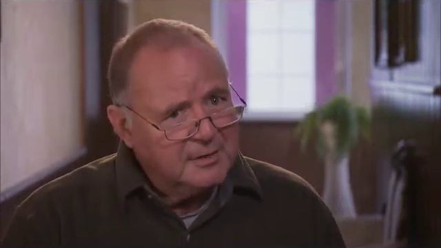 EXCLUSIVE: Fairfield Road - Derek on his character смотреть онлайн