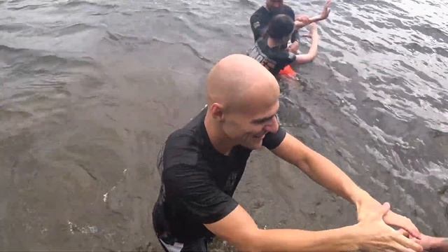Тренировка крав-мага в воде самозащита самооборона смотреть онлайн