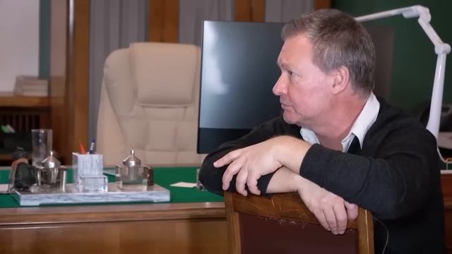 Могучий источник энергии во Вселенной. Назар Ихсанов и Кирилл Масленников на QWERTY смотреть онлайн