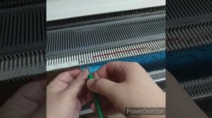 Как связать берет на вязальной машине