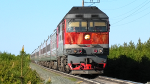 ТЭП70-0257 с пассажирским поездом Новый Уренгой — Казань