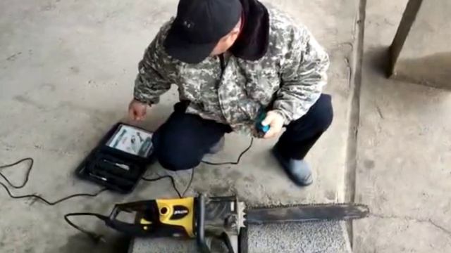 Как точить цепь электропилы / своими руками / HUTER / #электропила #минигравер #точилка #распаковка смотреть онлайн