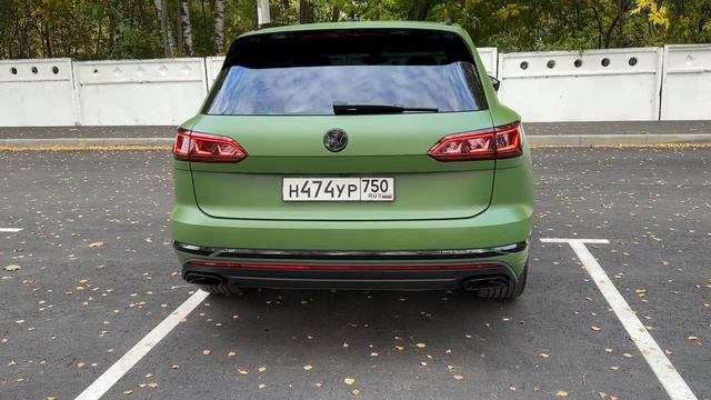 Общий вид Volkswagen Touareg 3 поколения смотреть онлайн