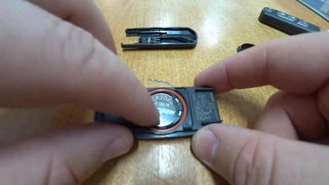 Замена батарейки в ключе Mazda 3/6 смотреть онлайн