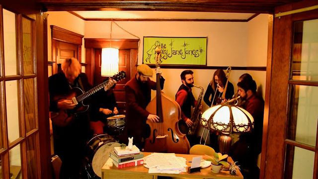 The Mary Jane Jones 2018 NPR Tiny Desk Contest Submission смотреть онлайн