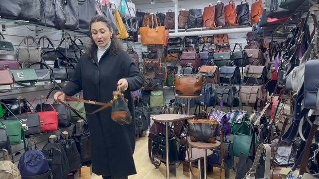 Женские винтажные сумки из кожи буйвола | Октябрь №1 смотреть онлайн