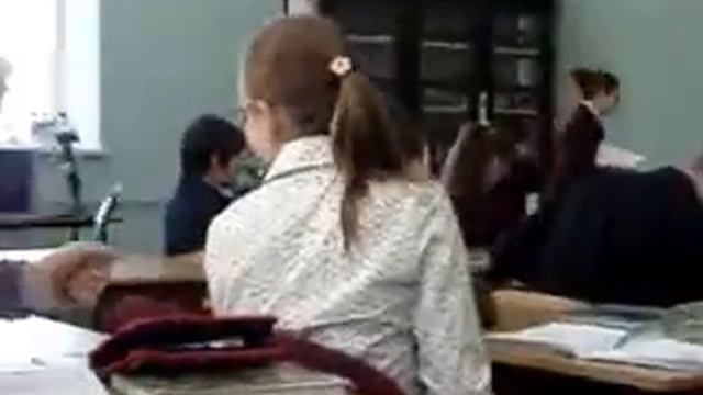 Чем люди занимаются на биологии2снимает Никита смотреть онлайн