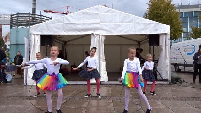 Ай, будет круто! (Мы маленькие звезды) Es wird super! (Wir sind die kleinen Sterne) смотреть онлайн