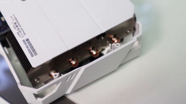 GIGABYTE RTX 2060 SUPER GAMING OC WHITE 8G - Card đồ họa trắng 'ngọc trinh' смотреть онлайн